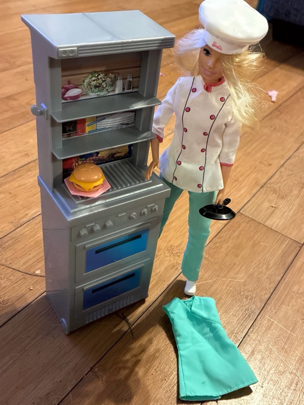 Barbie Chef/nurse Doll and kitchen stove with Chef's Hat and pan